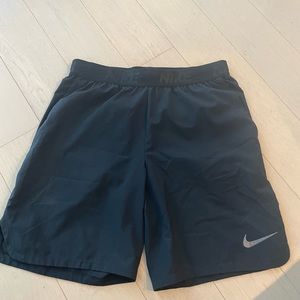 NIKE MENS SHORTS